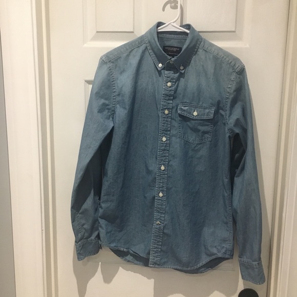 American Eagle Outfitters Other - American Eagle denim button down SZ small